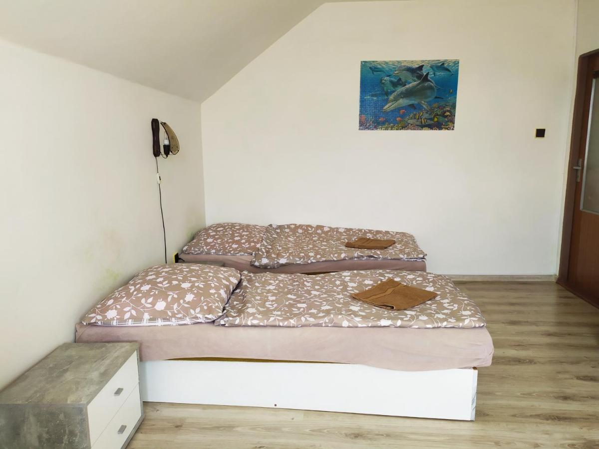 Penzion Renata Třeboň Esterno foto